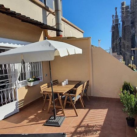 Opening Doors Sagrada Familia Apartment บาร์เซโลนา ภายนอก รูปภาพ